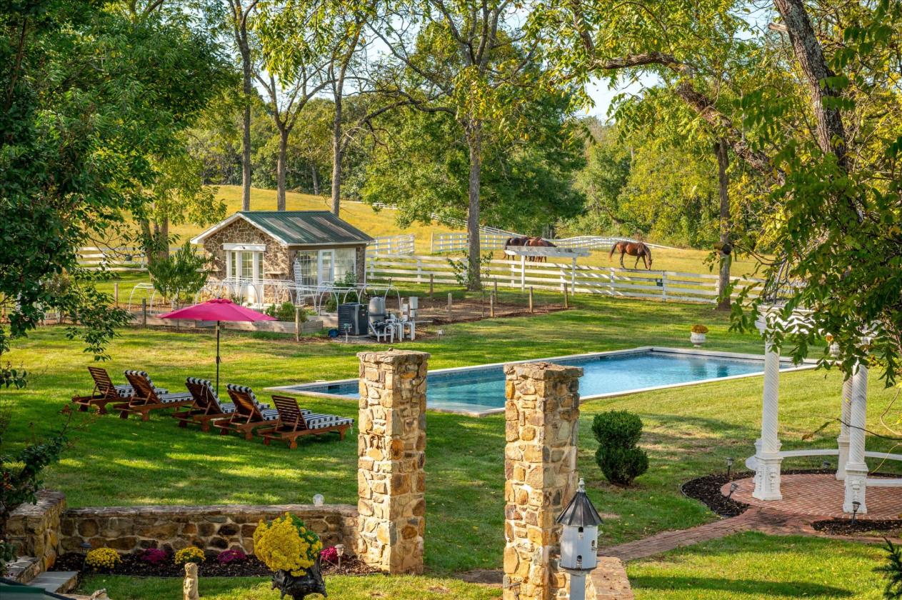Estate with horses and golf on site - photo 15