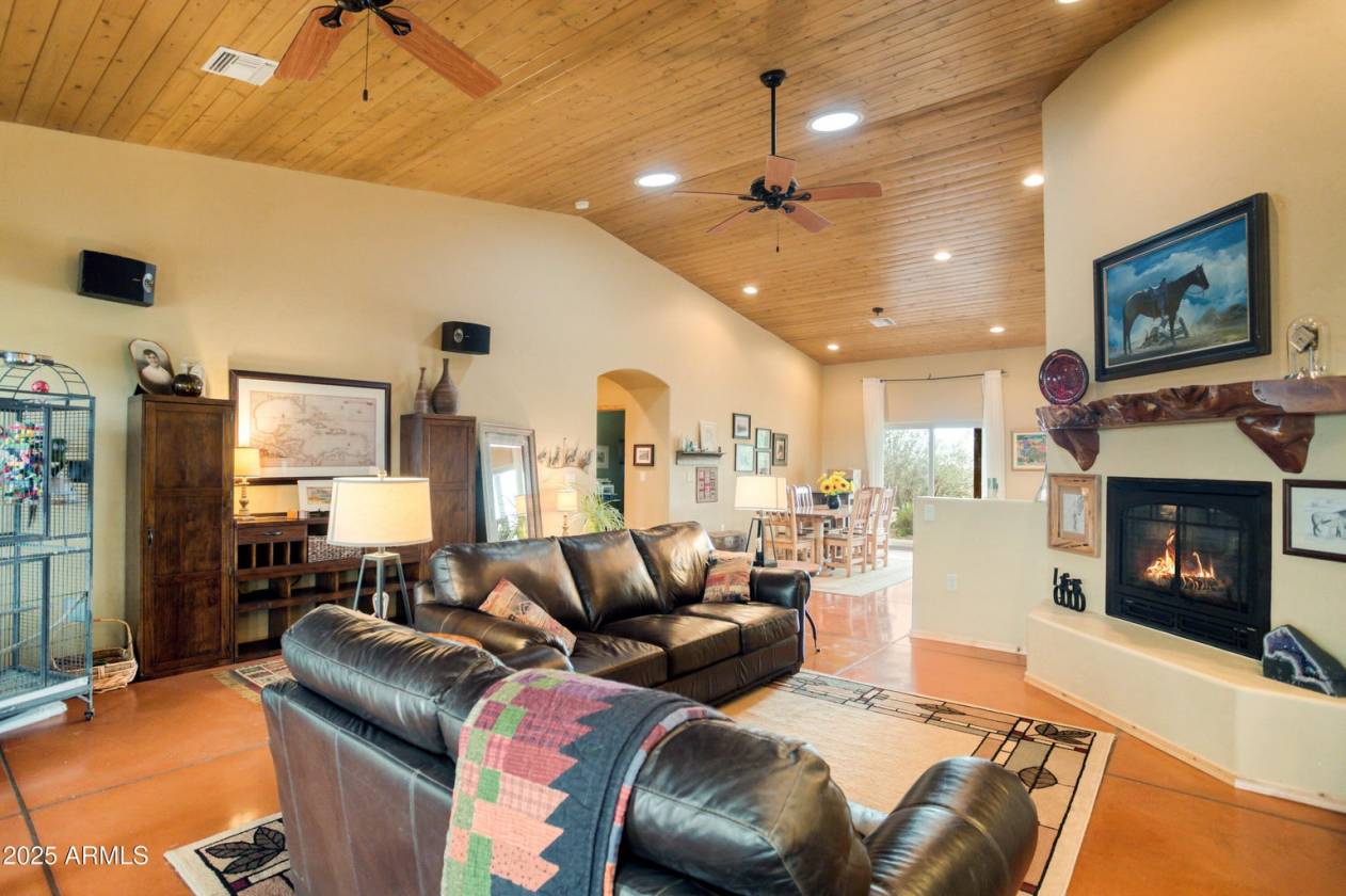 Southern Arizona Dream! 20-Acre Horse Property - photo 9