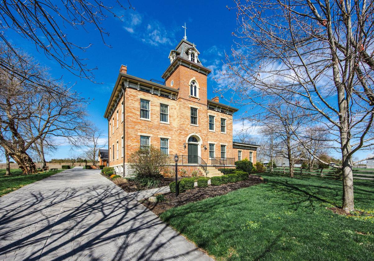 Horse Property for sale.