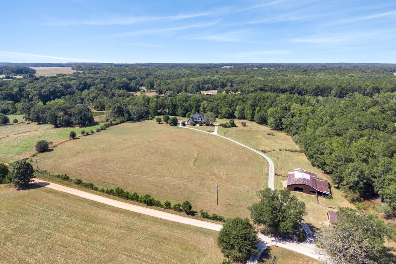 Luxury Country Estate on 15.6 Acres - photo 21