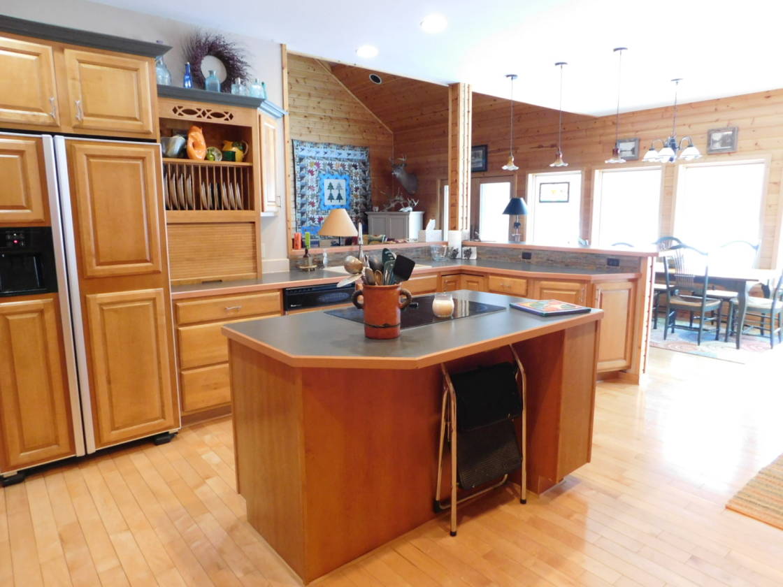 Horse farm for sale Grayling, Crawford County, Michigan Horse ranch for sale