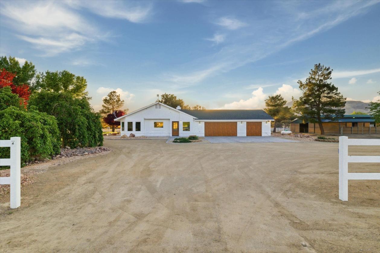 5 acre horse property and hobby farm w/vineyard - photo 10