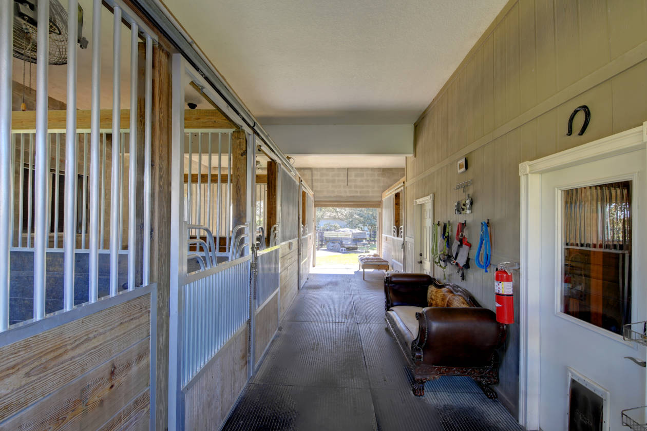 Equestrian Estate in the Private Gated Community Odessa, Hillsborough