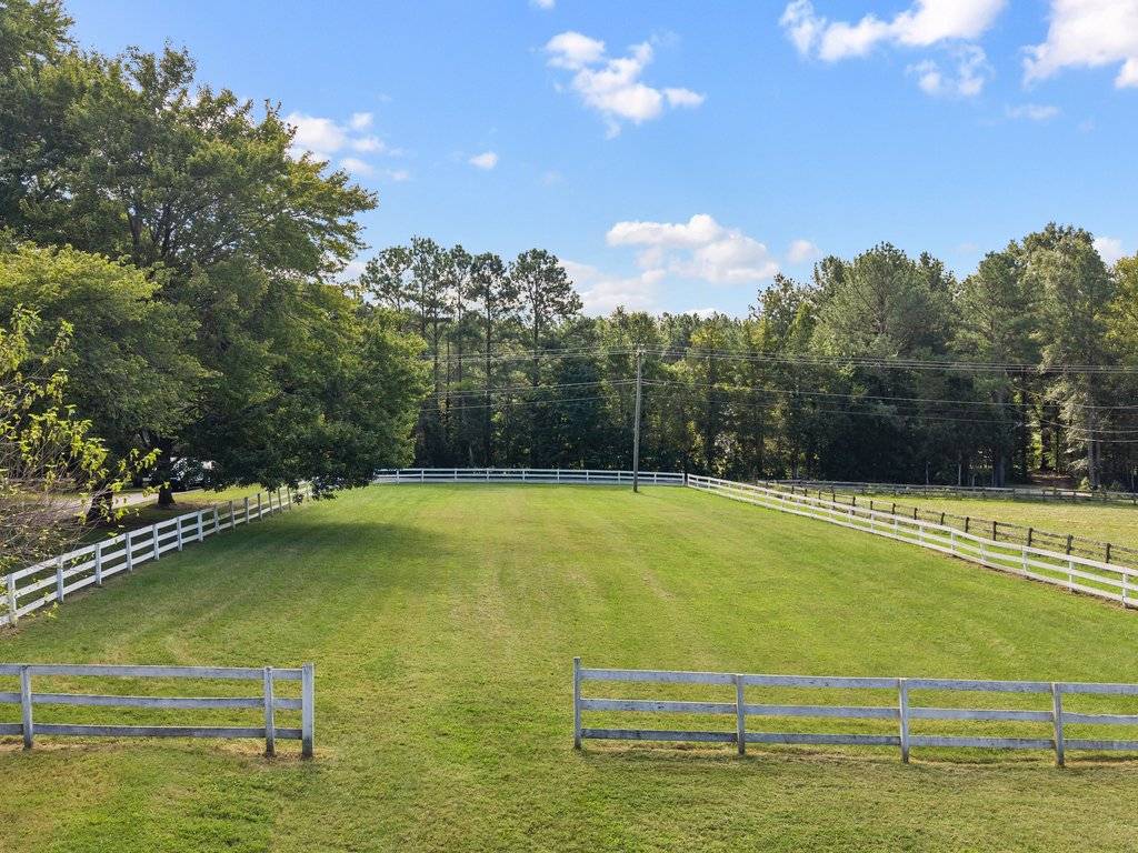9.8 Acres: Multiple Fenced Pastures  - photo 27