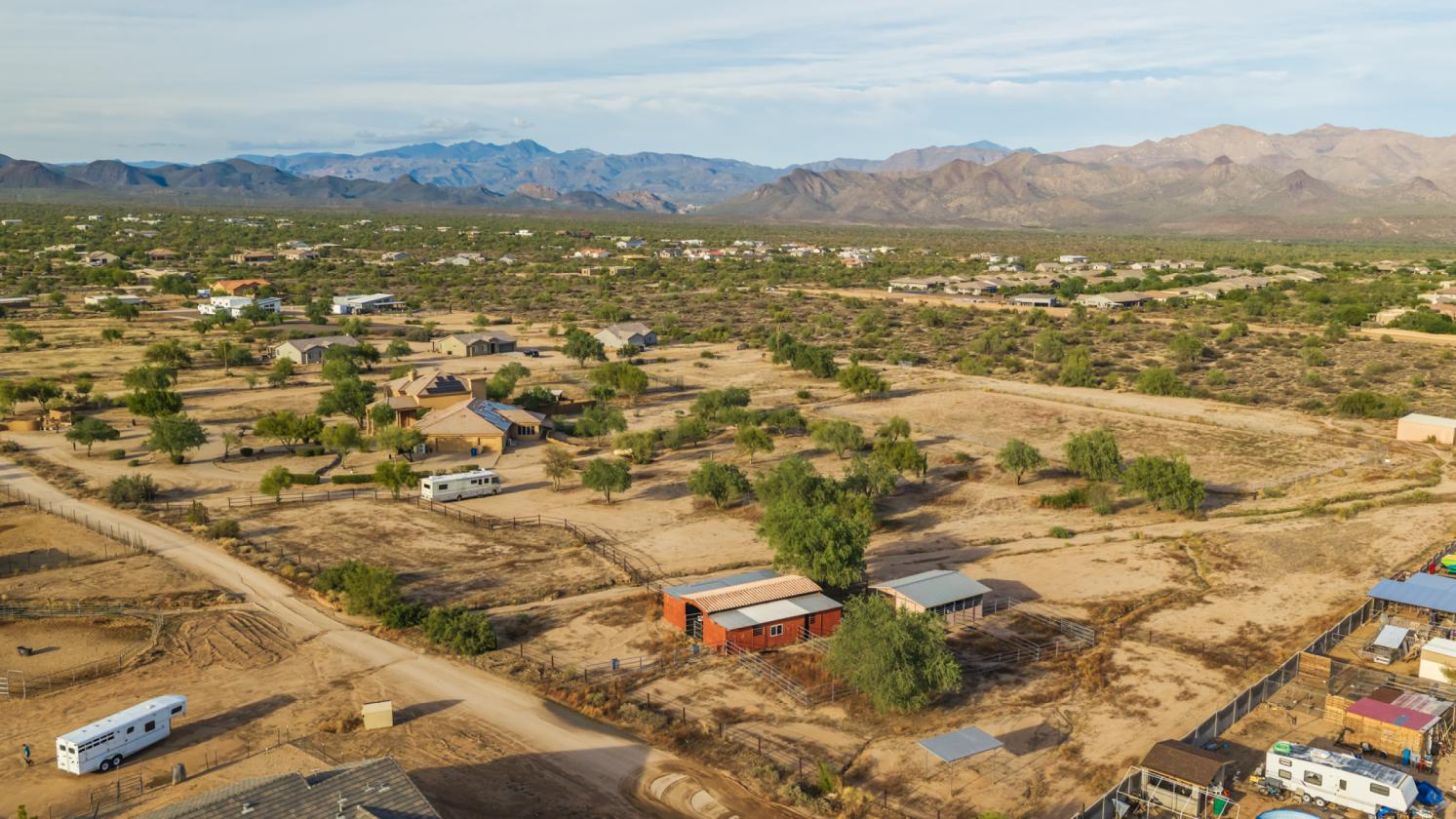10-AC Luxury Equestrian Estate w/ Panoramic Views - photo 9