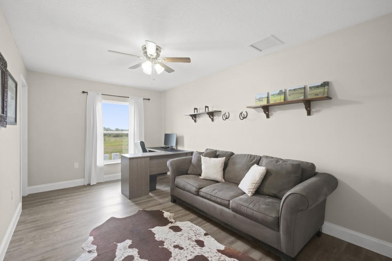 8 STALLS  •  8+ ACRES • ARENA • TURNKEY HOME - photo 17
