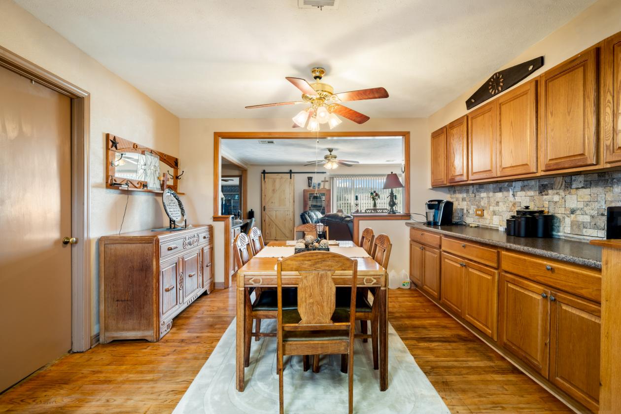 Horse Property on 10 Acres - photo 12
