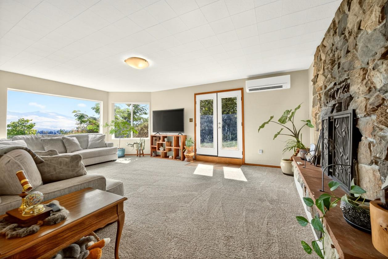 Horse property with two homes and expansive views! - photo 13