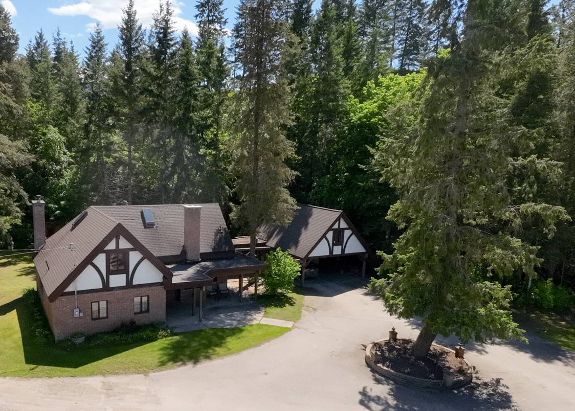 Horse Property for sale.