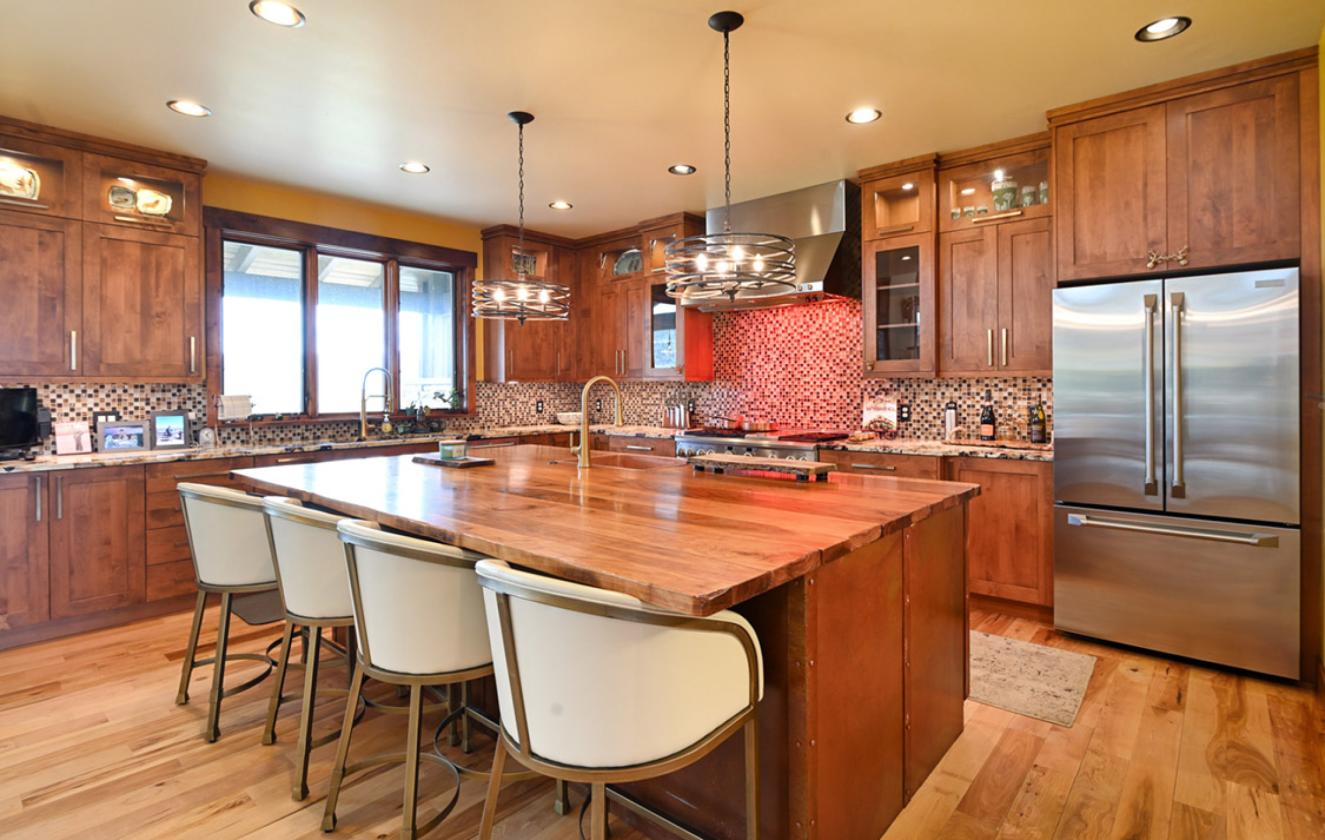 Turn-Key Equestrian Estate on 106 Acres - photo 16