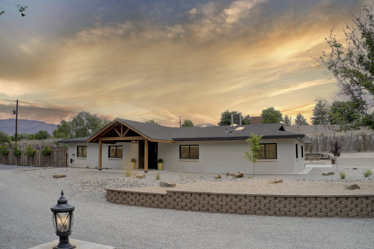 Horse Property for sale.