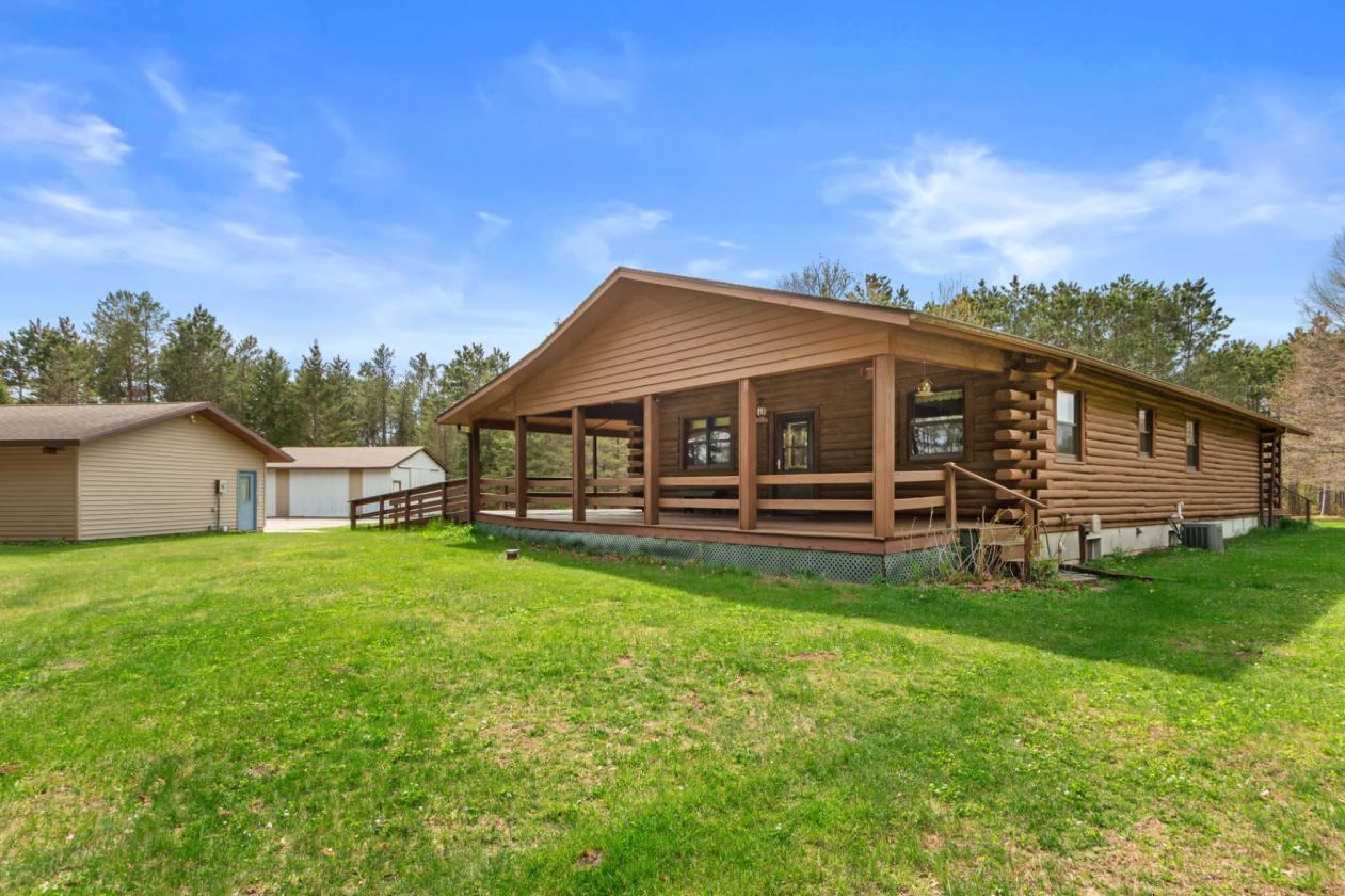 Classic log home on 23 gorgeous wooded acres! - photo 18