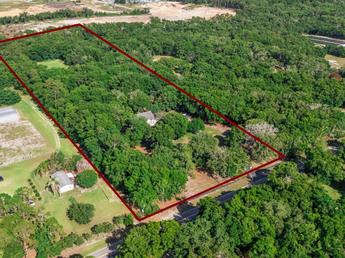 Equestrian Living on 10 Private Gated Acres - photo 29