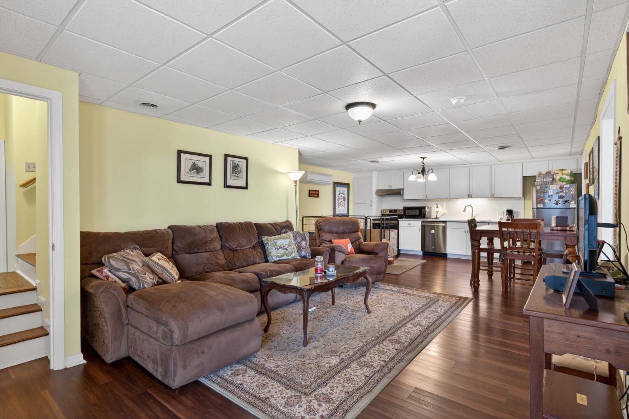 CLOSE TO TRYON Horse farm with 30+ kennel facility - photo 18