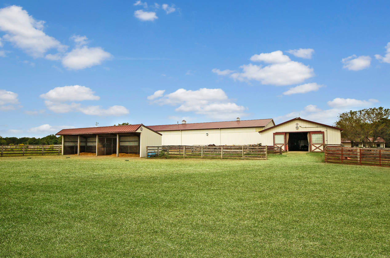 Snodell Farm104+ acre Horse Farm in Campton Hills, IL Campton Hills, Kane County, Illinois
