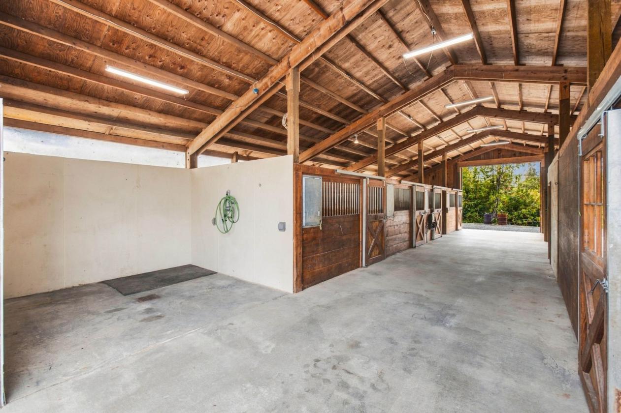Legacy Equestrian Estate on 19 Acres - photo 22