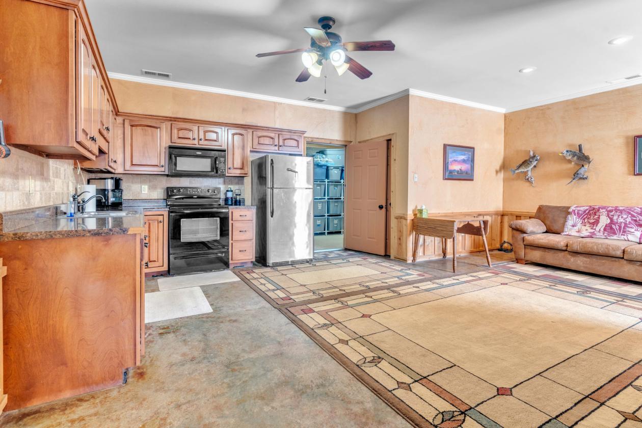 Triple E Ranch | 34.5 Acre Equestrian Estate - photo 22