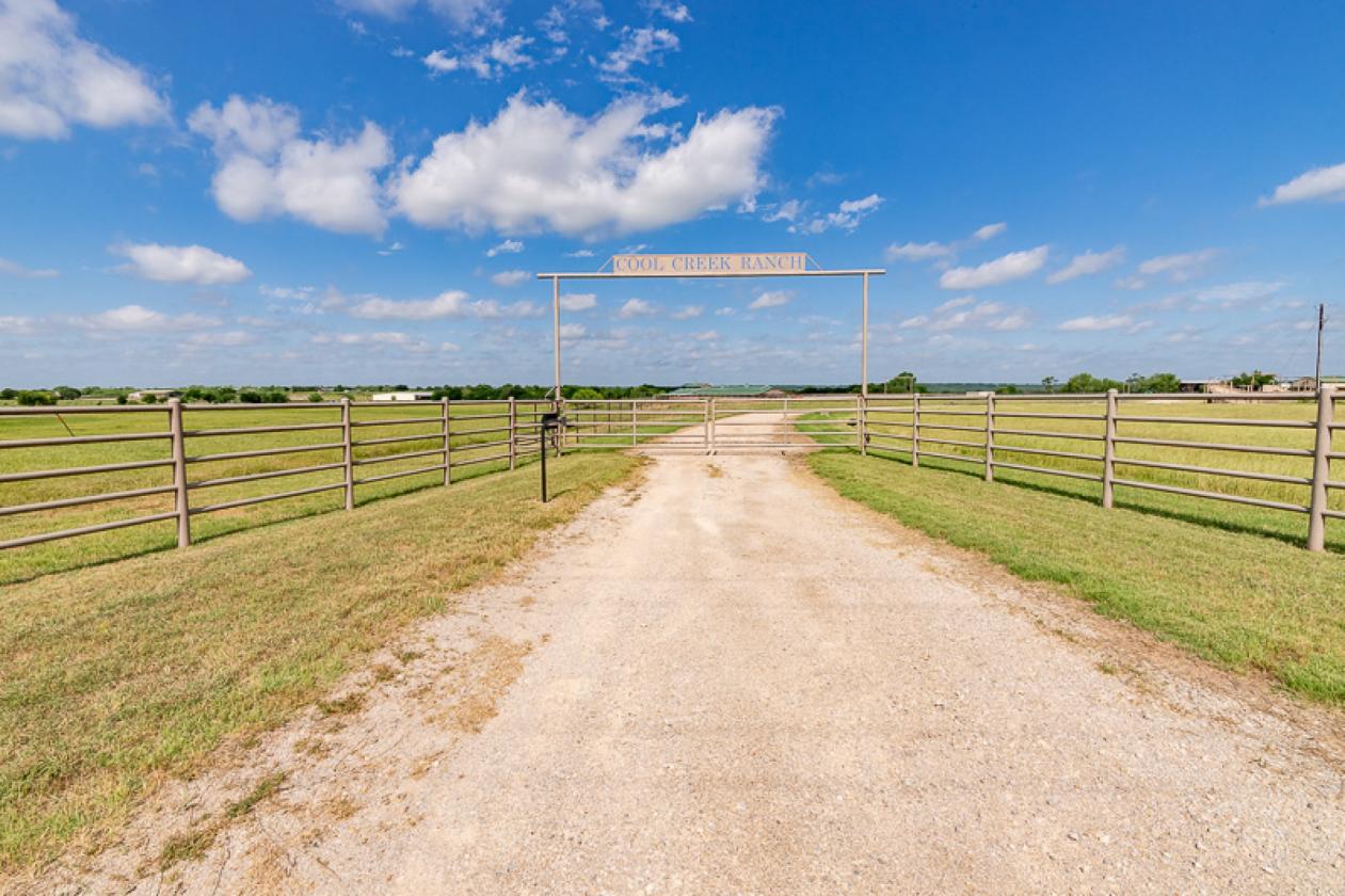 117.5 Acre Horse & Cattle & Rec. Property - photo 11