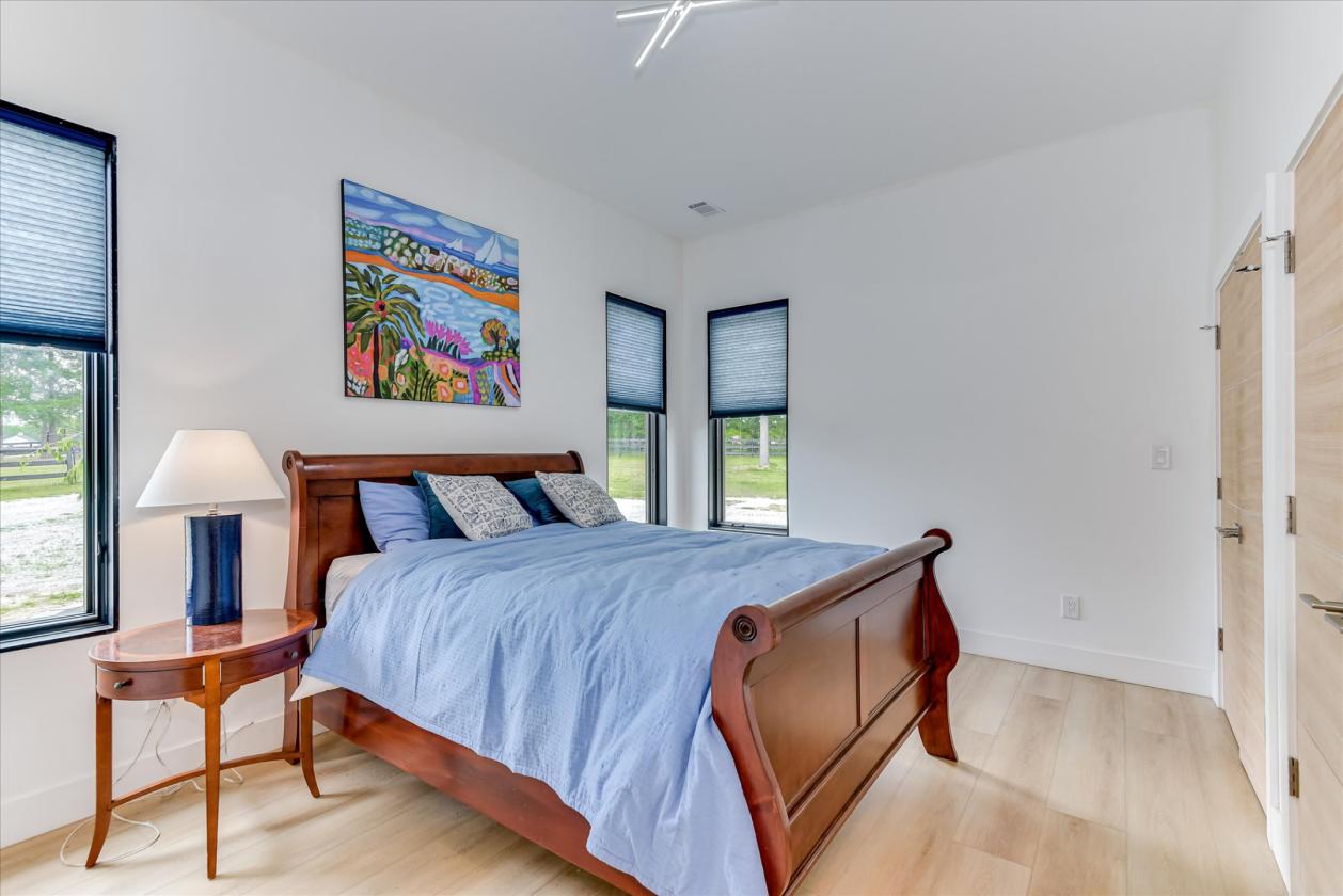 6 Stall Modern Luxury Farm in Equestrian Community - photo 24