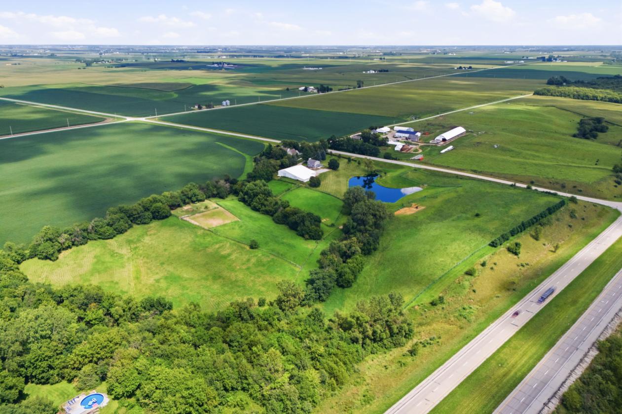 Iowa horse estate. Is this heaven? No, it's Iowa! - photo 26