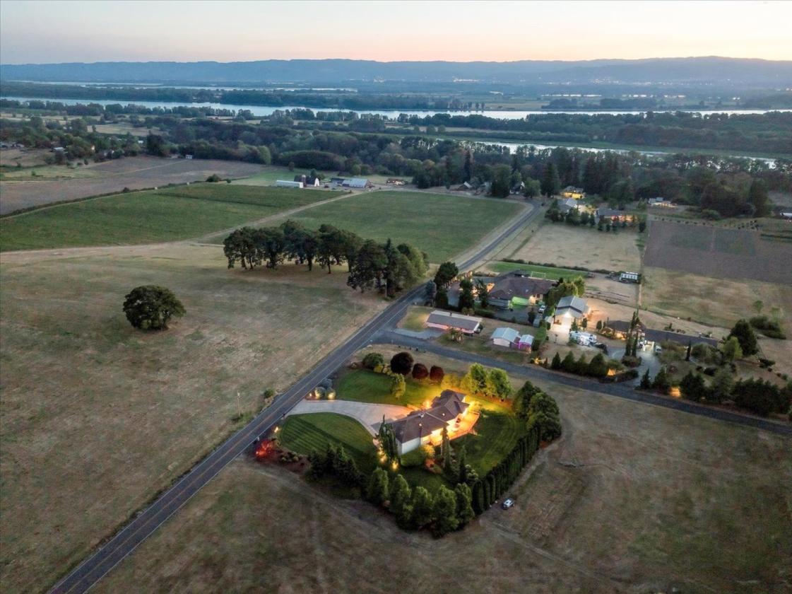 Custom Home on 7+ Acres in West Ridgefield - photo 30