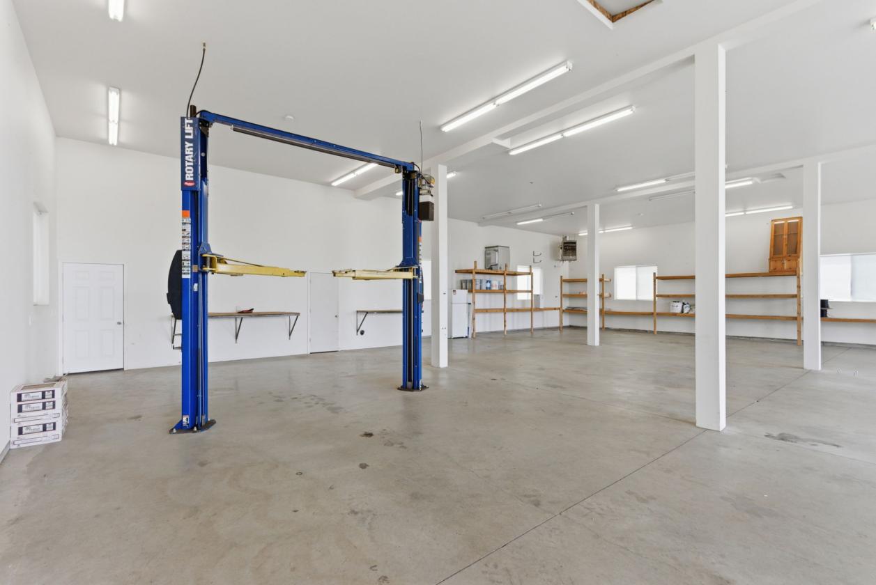 Luxury Equestrian Estate - photo 27