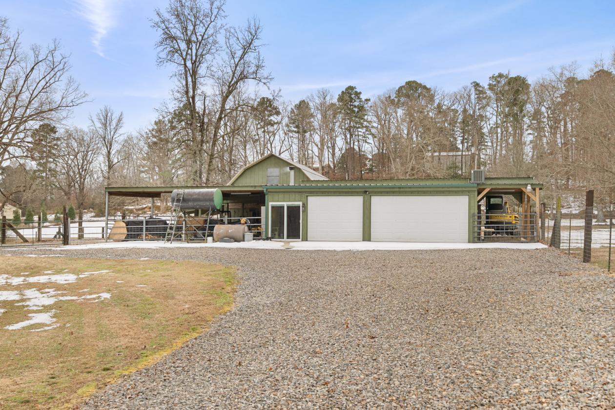 Horse Property with Gorgeous views - photo 7