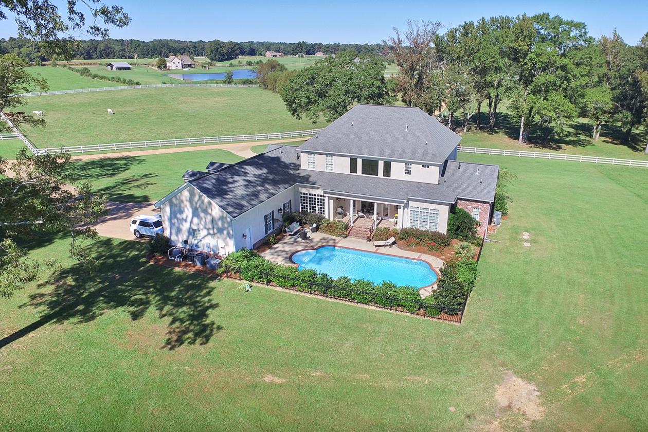 Mississippi Equestrian Estate, 17 euro stalls, - photo 4