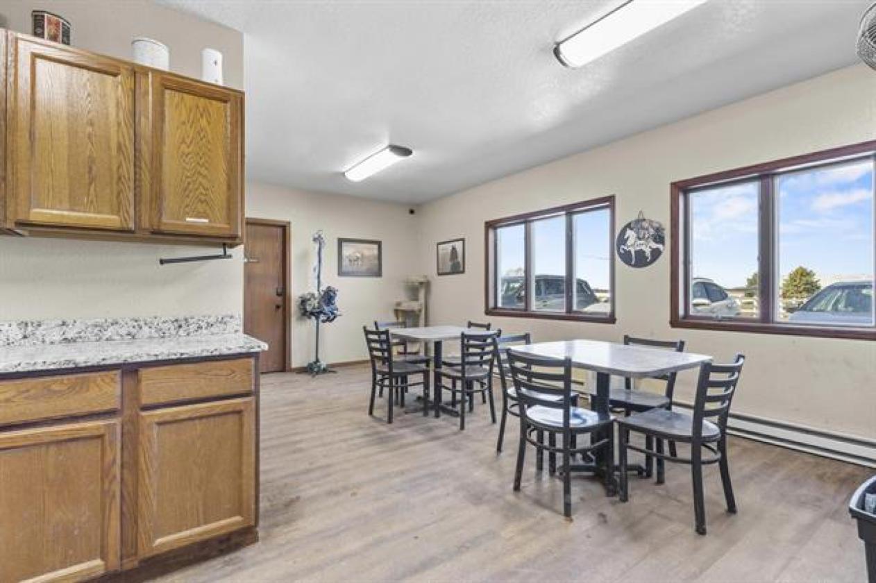 Premier Turnkey Horse Facility with 34-Stall Heated Barn - photo 4