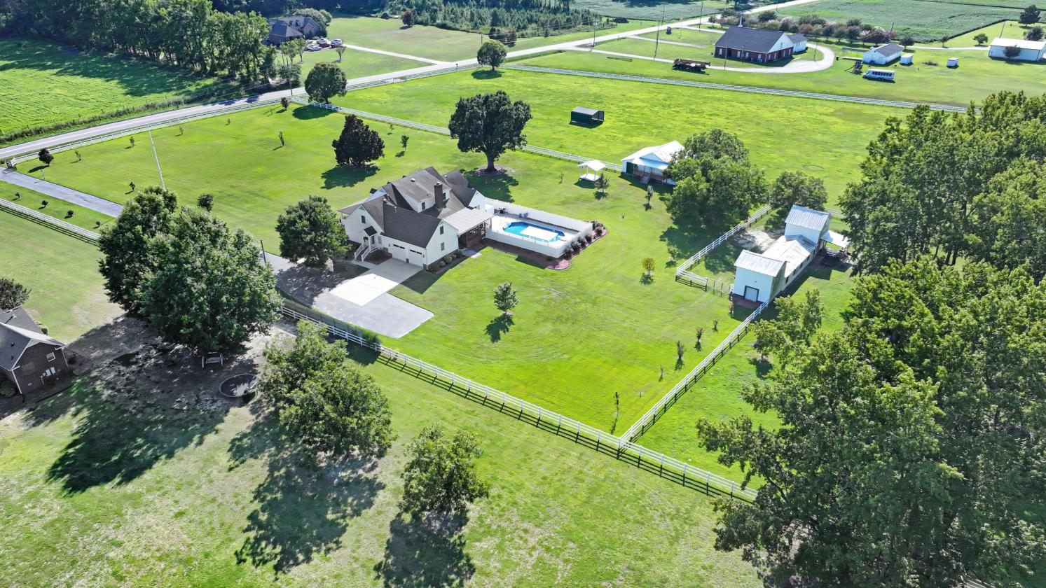 Equestrian & Country Estate - photo 28