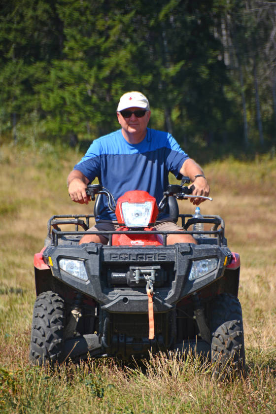LIMESTONE MOUNTAIN RANCH HORSES, CATTLE, RECREATION Big Lake Ranch