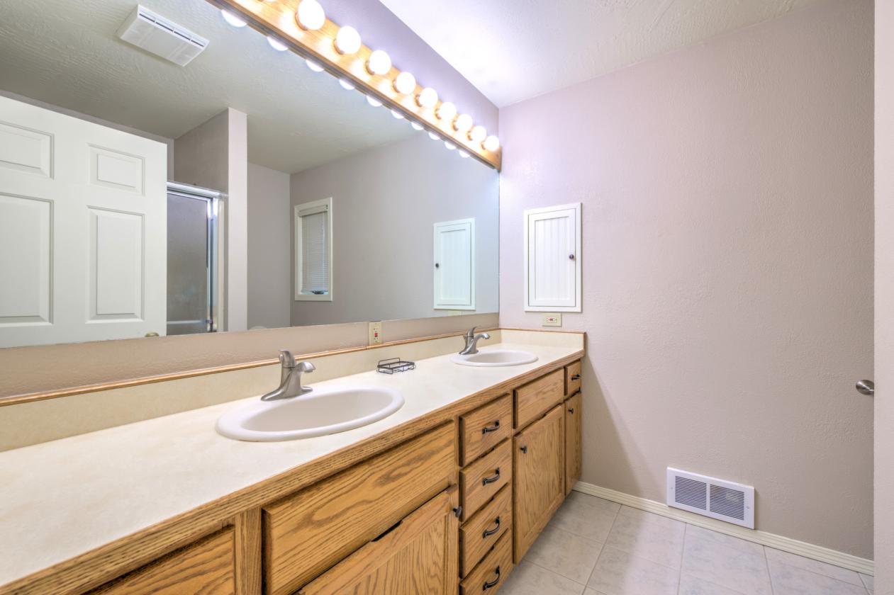 GREAT HORSE PROPERTY, GREAT PRICE! - photo 19