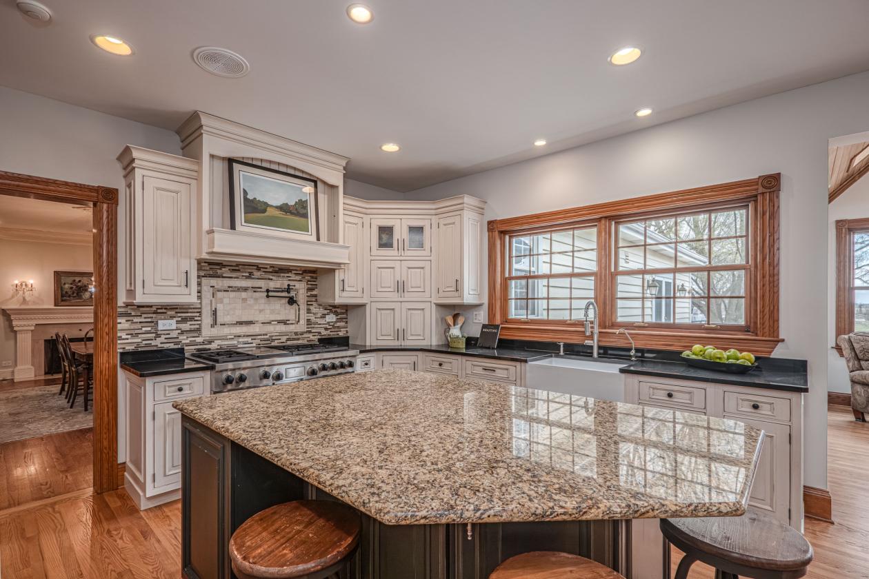 ENJOY EQUESTRIAN LIVING ON THIS BREATHTAKING FARM - photo 16