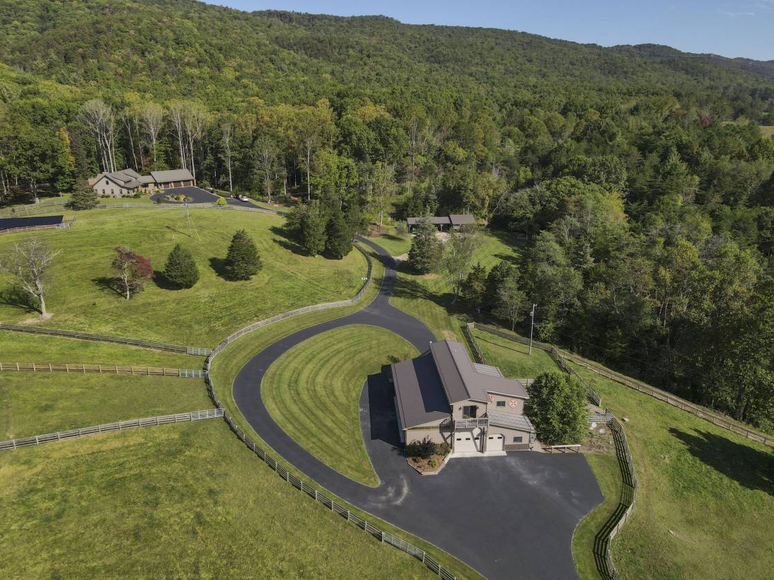 Where Elegance & Equestrian Freedom Come Together - photo 9