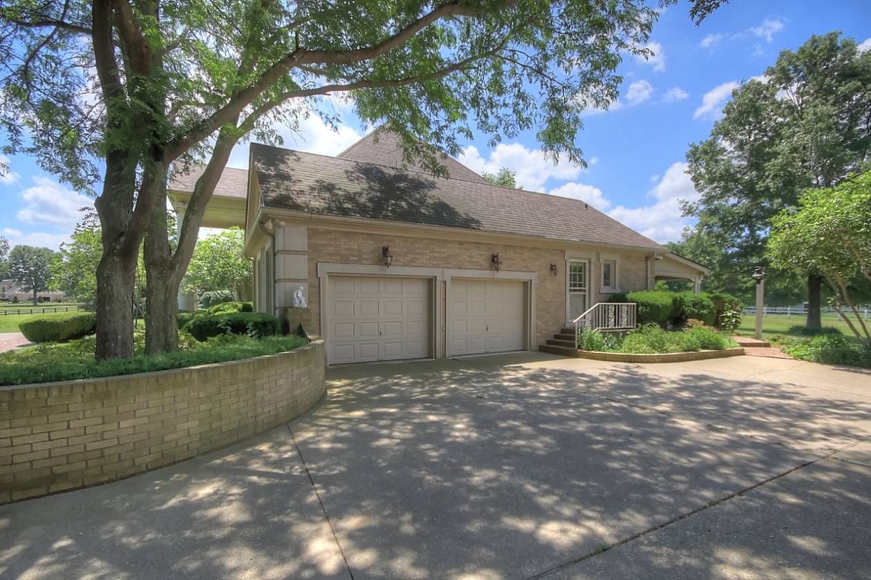 Kentucky Equestrian Estate Lexington, Fayette County, Kentucky