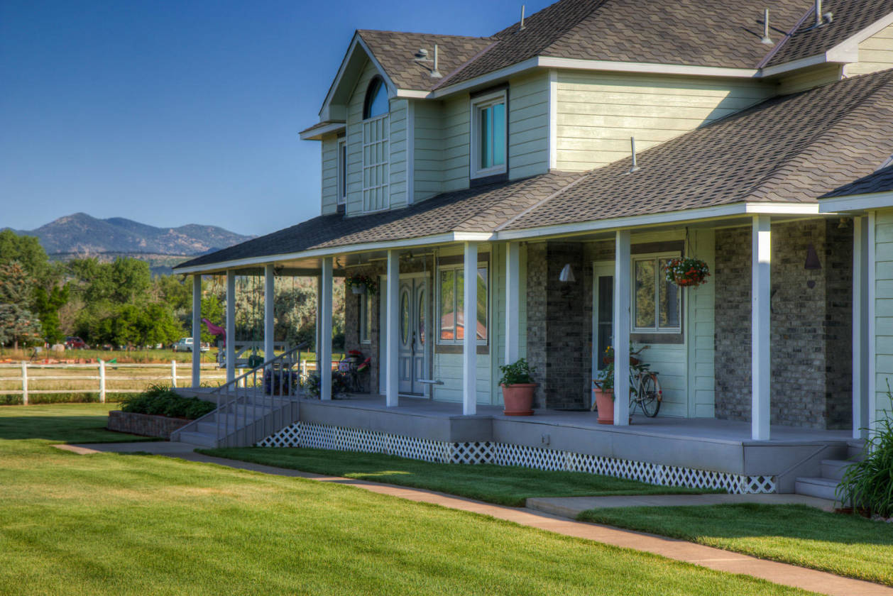 Rare Opportunity! Over 3 acres Colorado Country Farmhouse! Picturesque