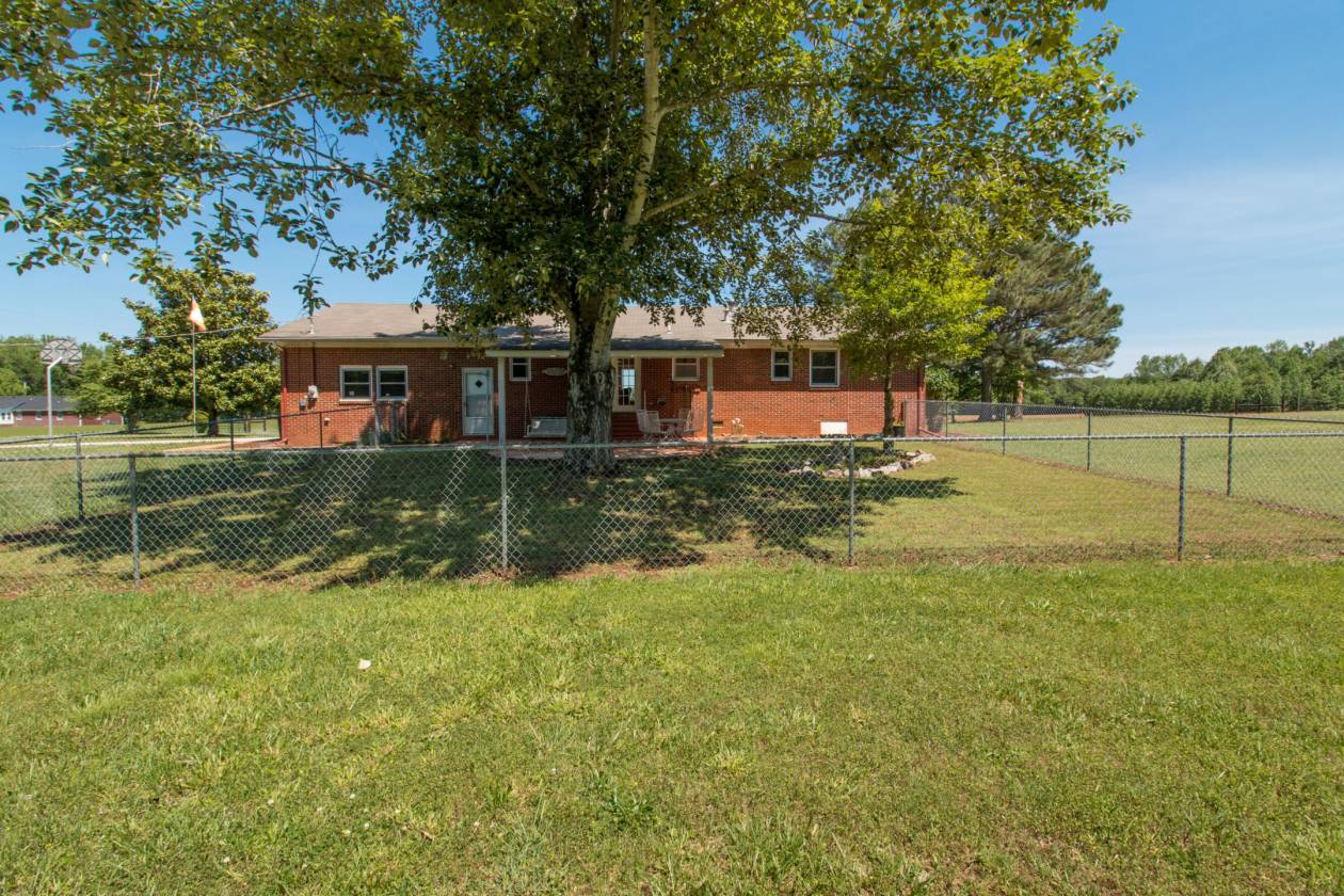 13 acre Horse Farm near Huntsville AL Toney, Madison County, Alabama