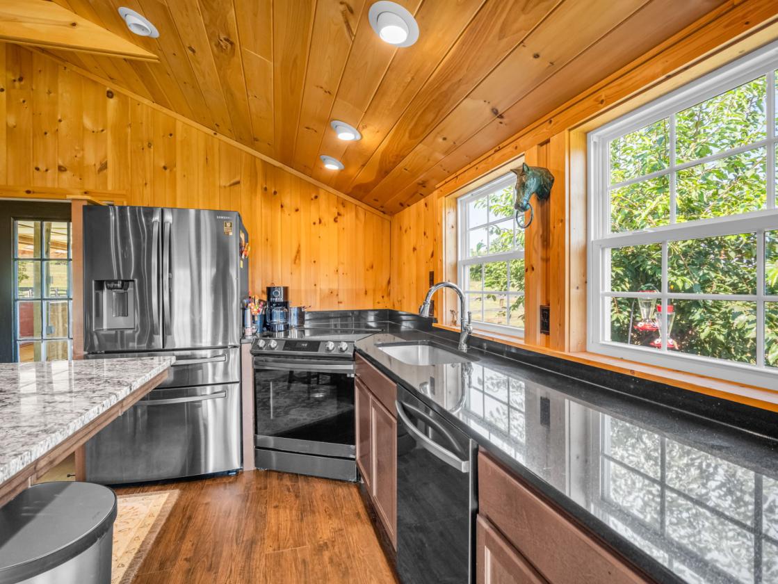 Not Your Ordinary Home Barndominium-Style Retreat - photo 9