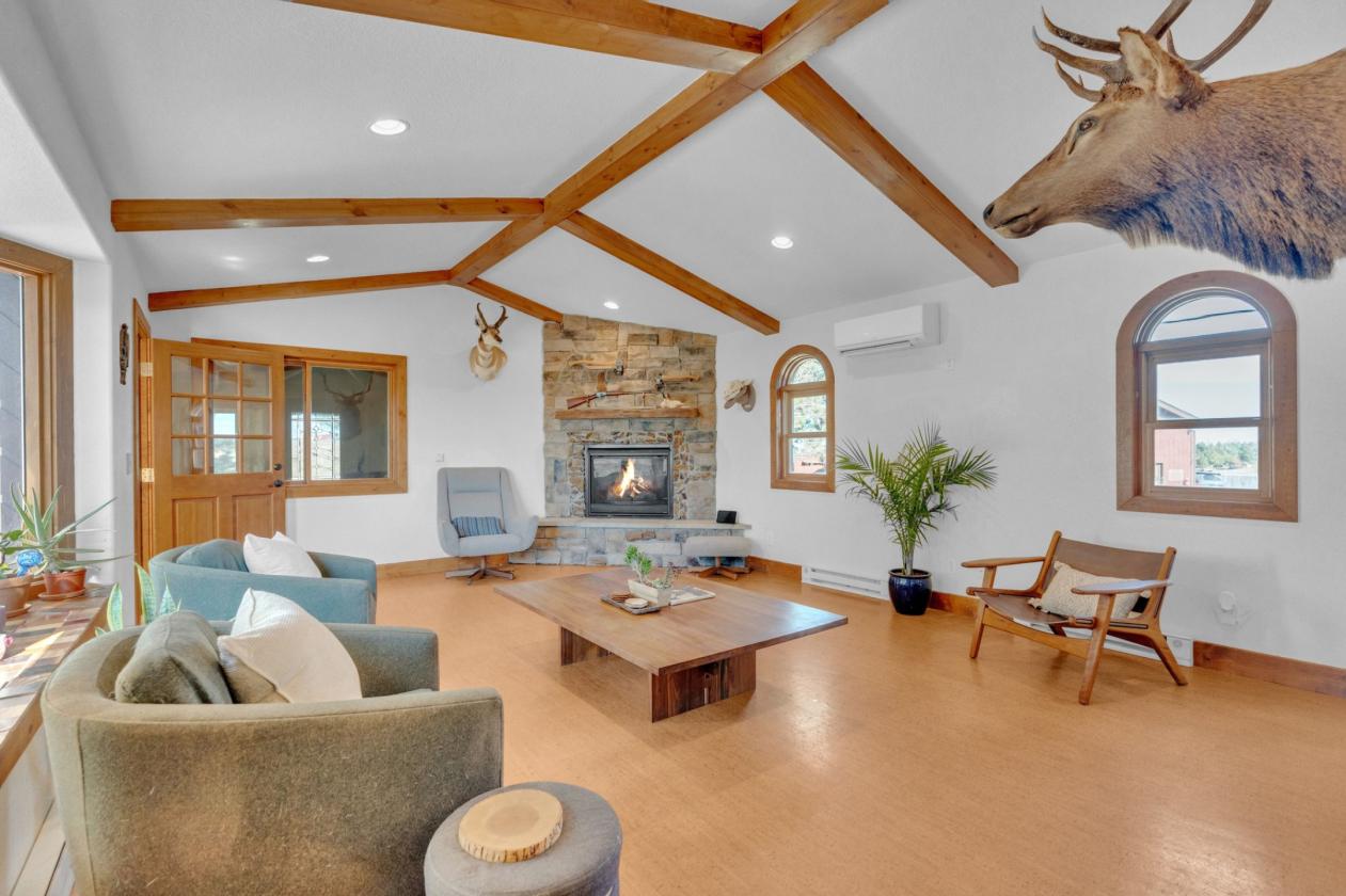 Close-in Equestrian Property! - photo 15