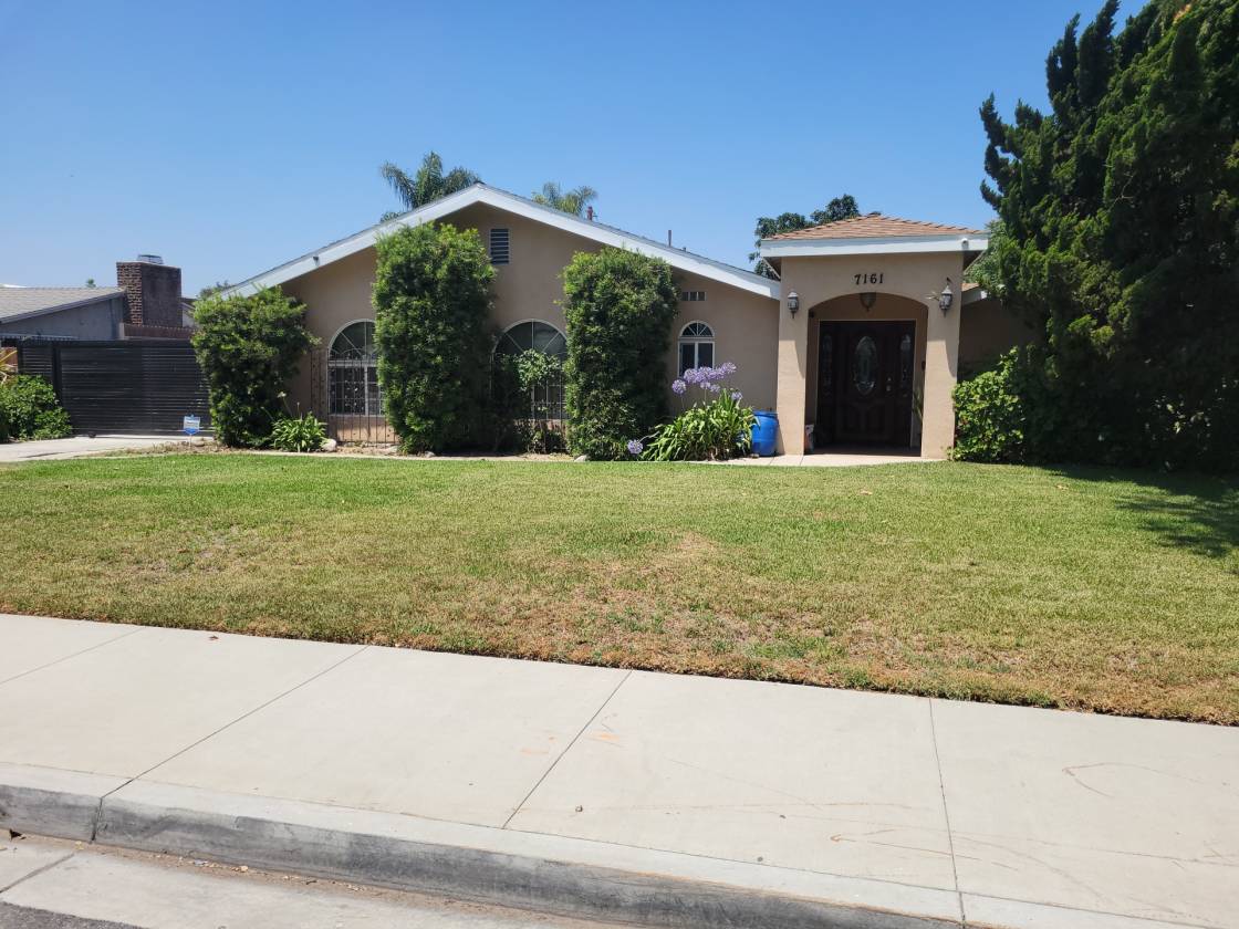 Horse Property for sale.