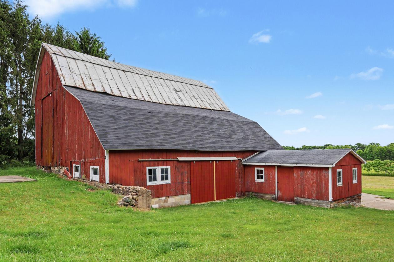 Horse property with gorgeous views - photo 26