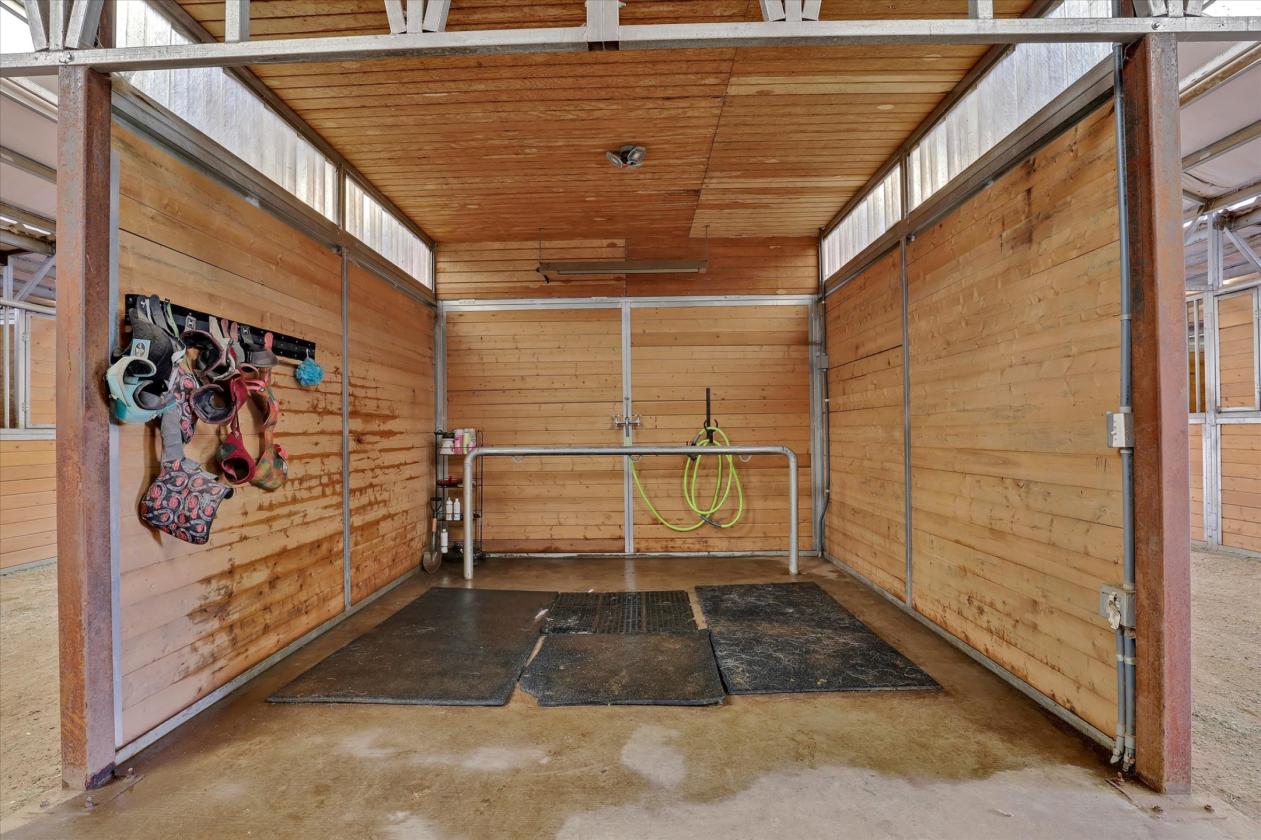 Turnkey Equestrian facility on Idaho/WA State line - photo 12