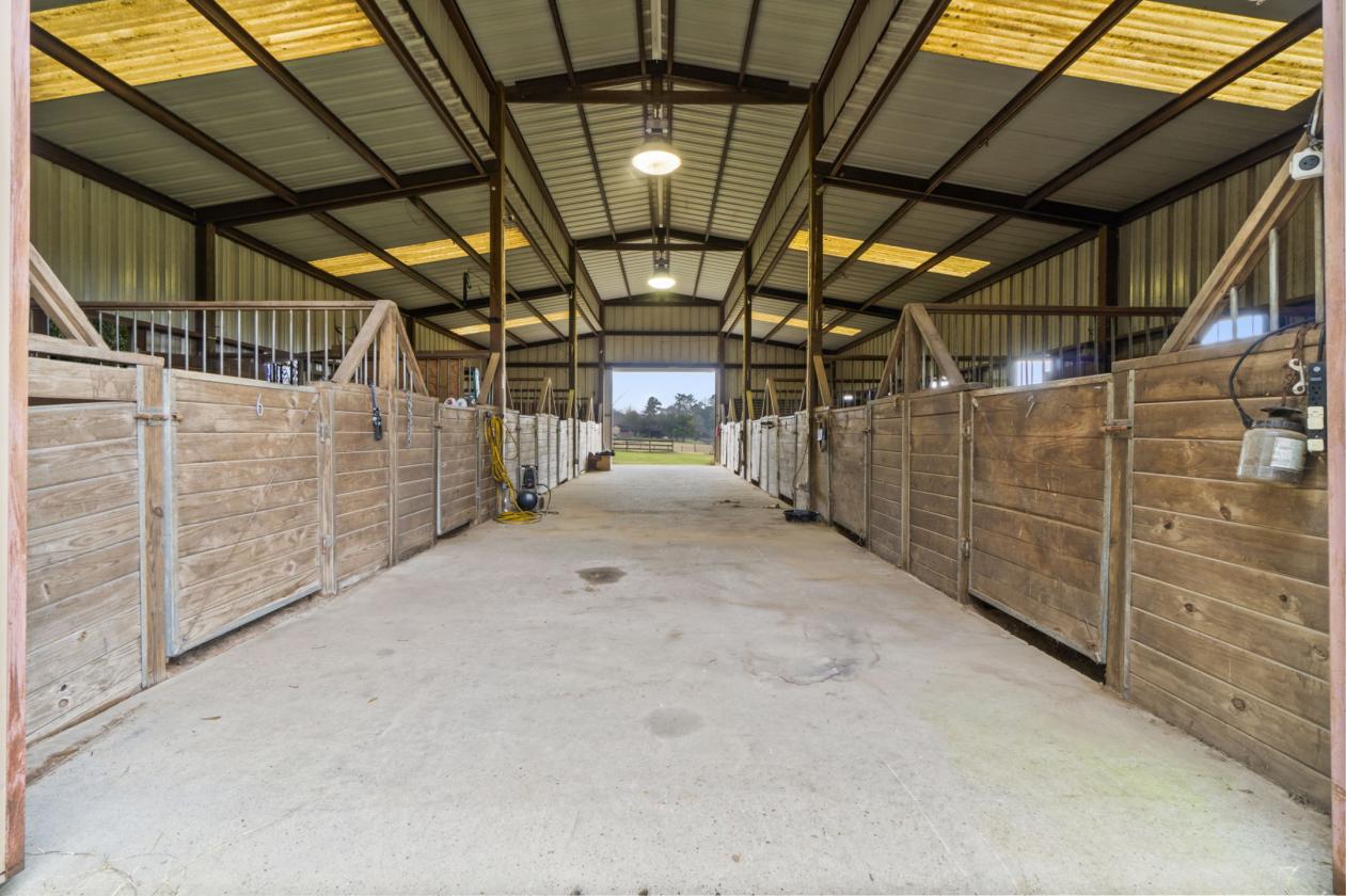 Great Horse Farm or Investment - photo 1
