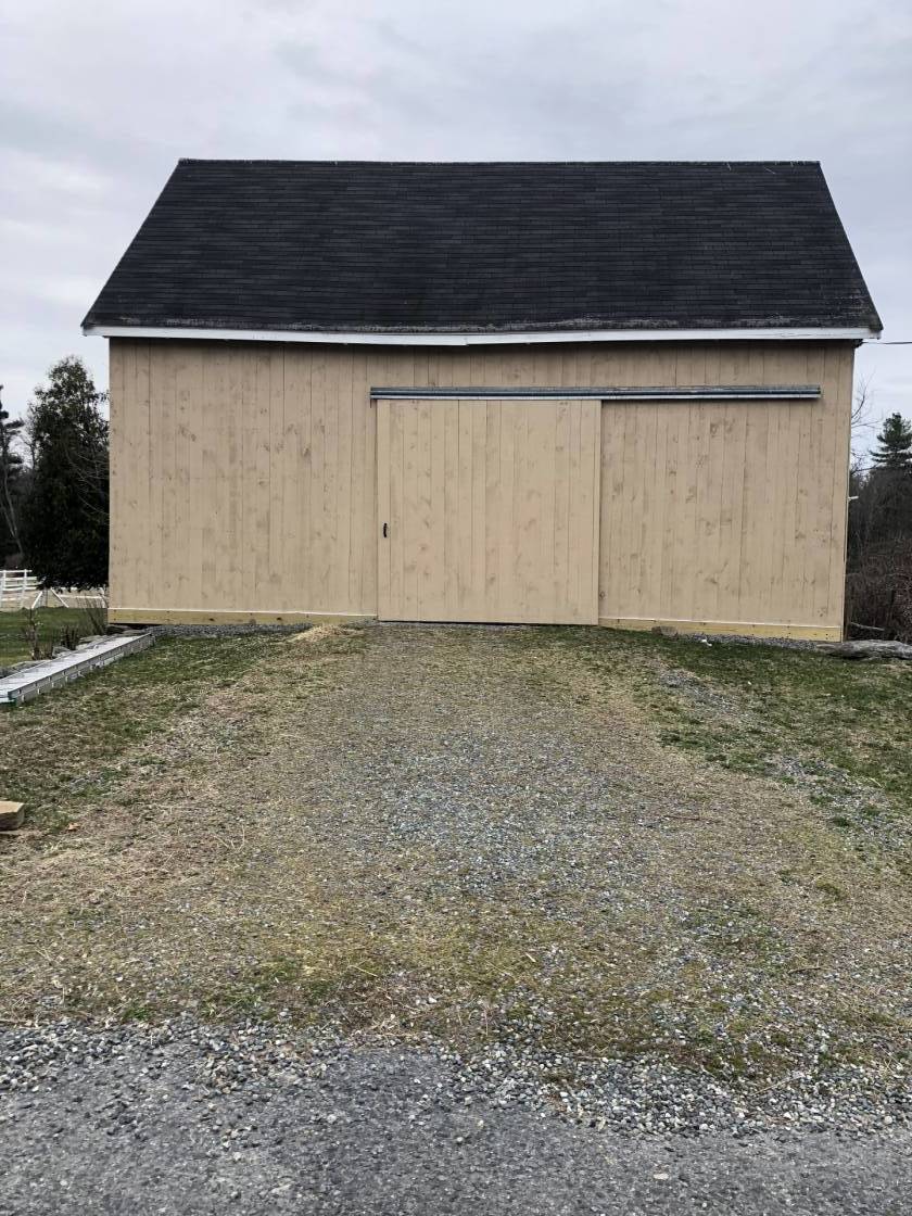 11.31 Acre Horse Farm Dighton, Bristol County, Massachusetts Horse