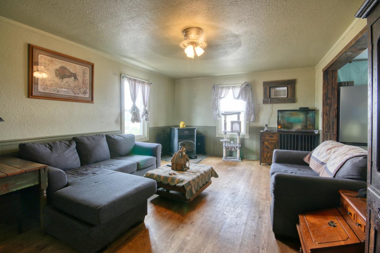 Peaceful Country Lifestyle on 2.5 Acres - photo 15