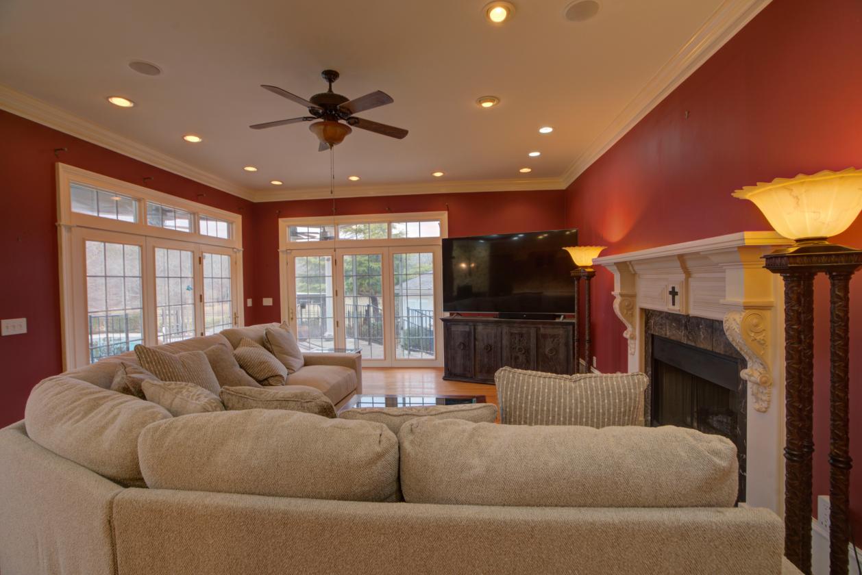 Private 170 Acre Estate With 27 Acre Lake - photo 11