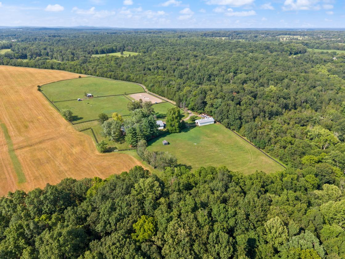 Turnkey 20 ac equestrian property near Warrenton - photo 15