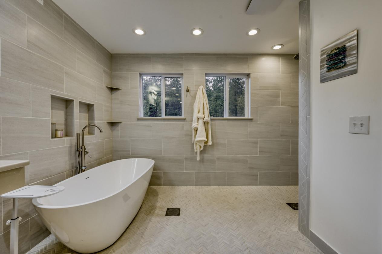 Luxury Estate on 5 Acres - photo 28