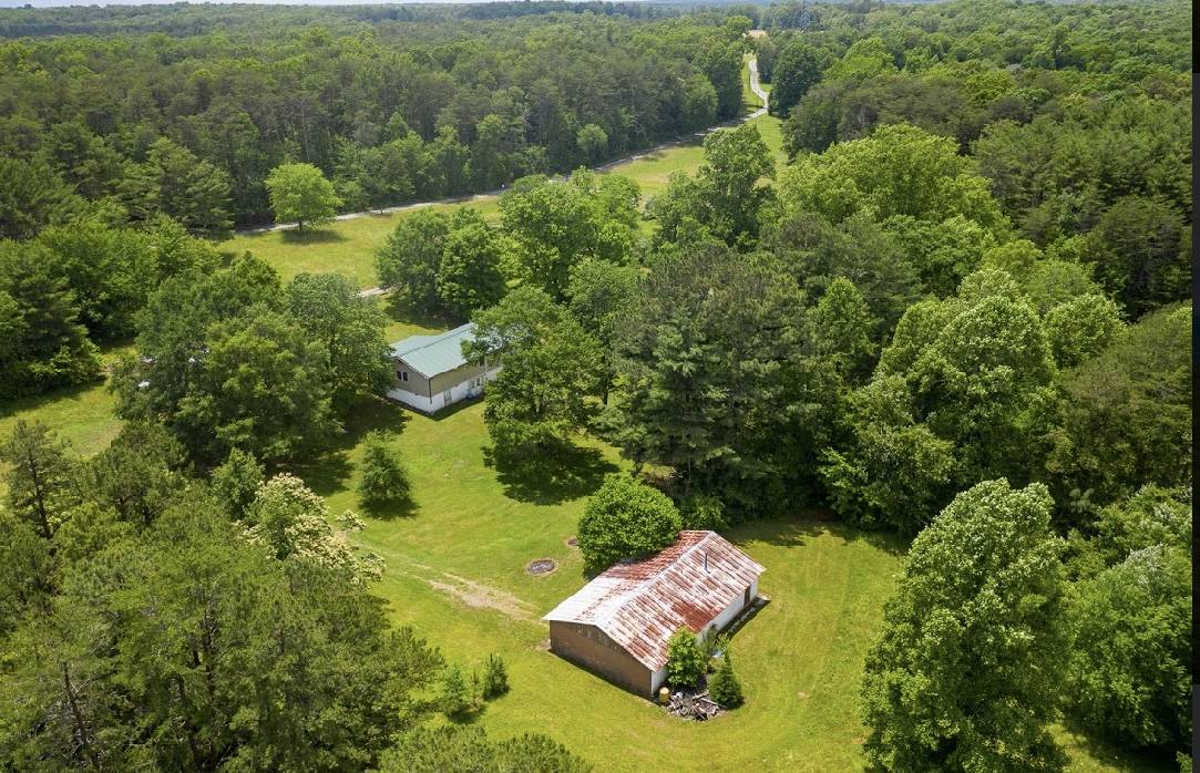Horse Acreage For Sale in the Beautiful Mountains of Tennessee