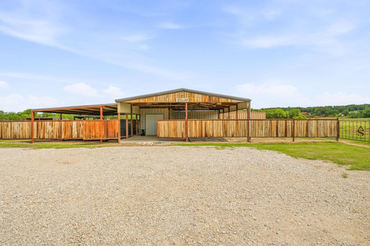 Luxury Country Living - photo 29